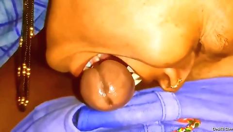 Desi Bhabhi Blowjob And Fucked